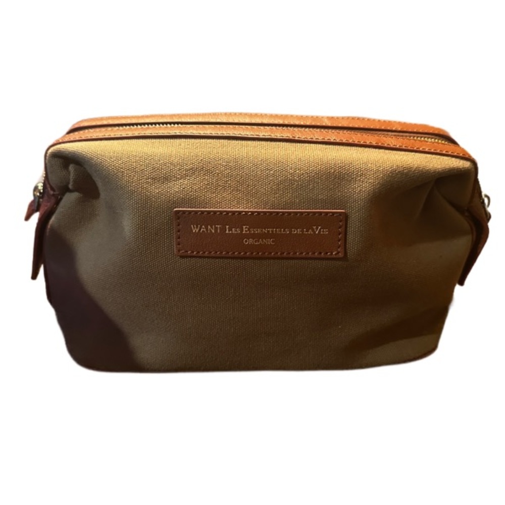 Want Les Essentials toiletry bag, brown color